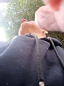 sasi luna online show from November 14, 2025, 1:21 pm