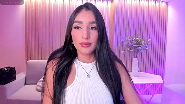 Snapshot of BellaCarteer_ chatting on July 15, 2026, 7:30 pm BellaCarteer online show from July 15, 2026, 7:30 pm