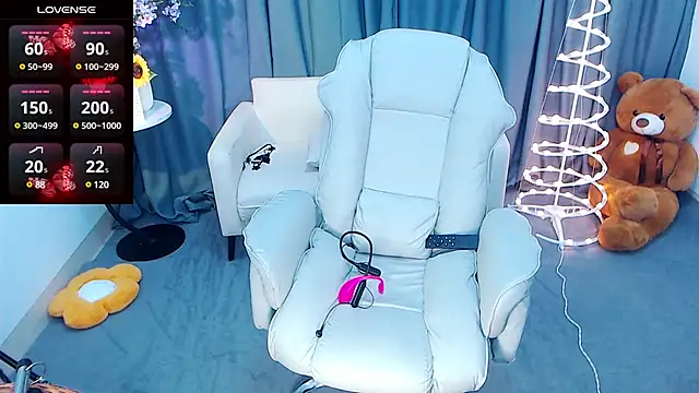 juzi1213 online show from March 11, 2025, 1:34 pm