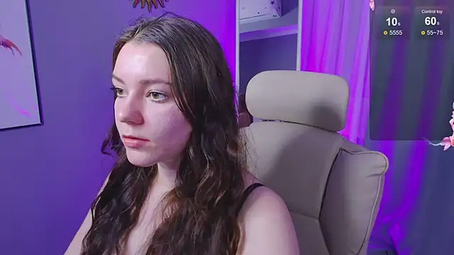 Lana  Cute  online show from February 10, 2026, 2:32 pm