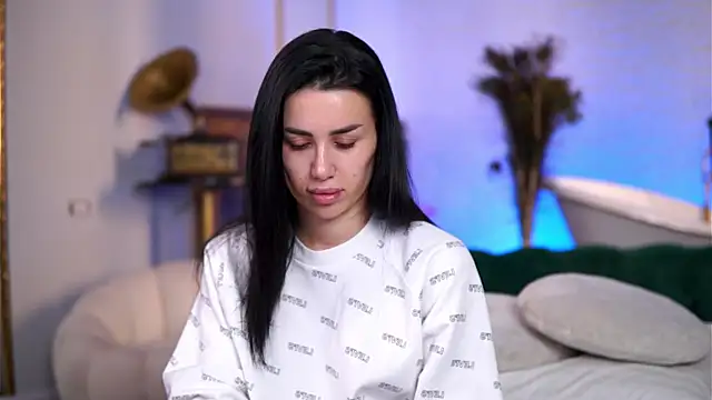 Jenna Day online show from January 14, 2026, 8:20 am