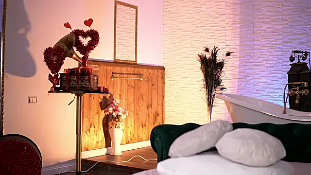 Jenna Day online show from March 3, 2026, 7:14 am