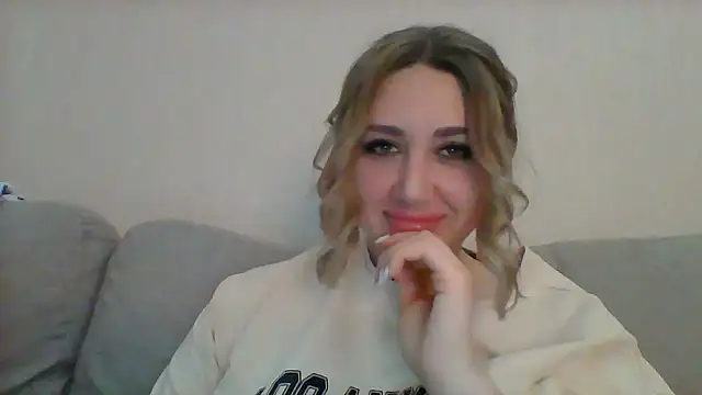 Snapshot of VickyLove047 chatting on January 2, 2025, 4:30 am VickyLove047 online show from January 2, 2025, 4:30 am