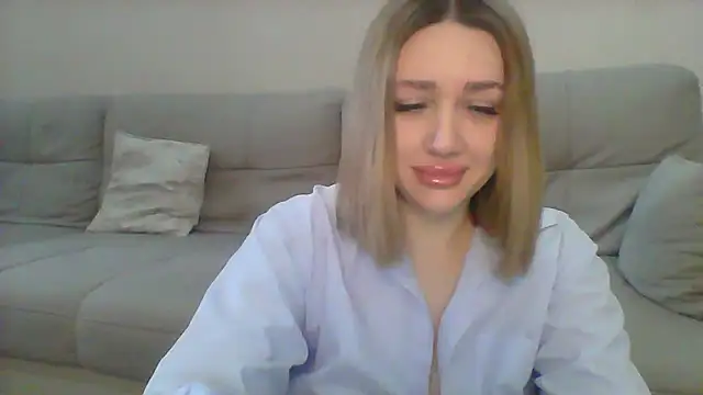 Snapshot of VickyLove047 chatting on February 6, 2025, 8:18 am VickyLove047 online show from February 6, 2025, 8:18 am