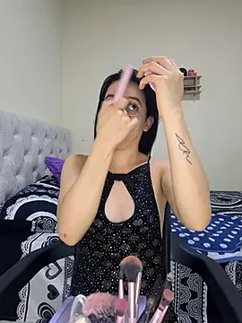 franchezkavegaaa online show from November 3, 2025, 12:06 pm