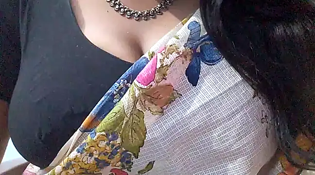 Snapshot of Tamilsathya2024 chatting on January 8, 2025, 6:31 pm Tamilsathya2024 online show from January 8, 2025, 6:31 pm