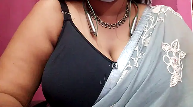 Snapshot of Tamilsathya2024 chatting on February 26, 2025, 6:43 pm Tamilsathya2024 online show from February 26, 2025, 6:43 pm