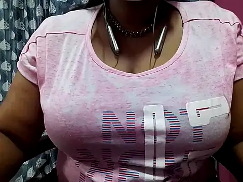 Snapshot of Tamilsathya2024 chatting on March 18, 2025, 2:04 pm Tamilsathya2024 online show from March 18, 2025, 2:04 pm