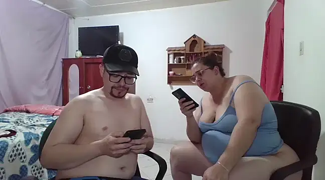 Snapshot of pecadodulce123 chatting on February 12, 2025, 5:58 am pecadodulce123 online show from February 12, 2025, 5:58 am