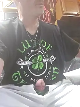 Snapshot of tileguyyy chatting on September 18, 2025, 4:36 am tileguyyy online show from September 18, 2025, 4:36 am