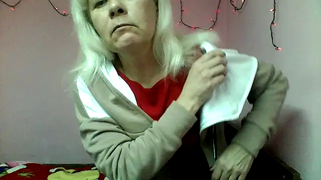 sakura blonde online show from March 1, 2026, 7:16 pm