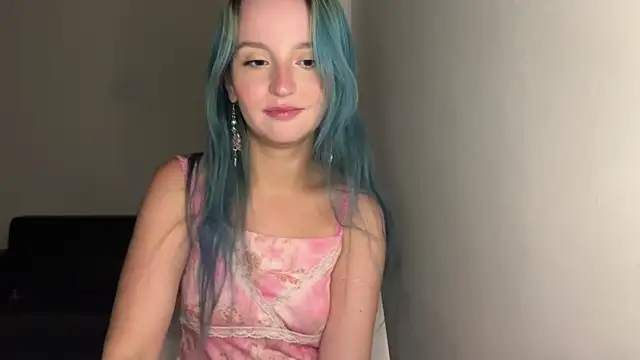 bumble bee online show from March 3, 2025, 4:14 pm