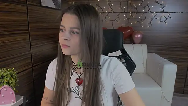 Snapshot of berry_alma chatting on February 26, 2025, 8:44 pm berry alma online show from February 26, 2025, 8:44 pm