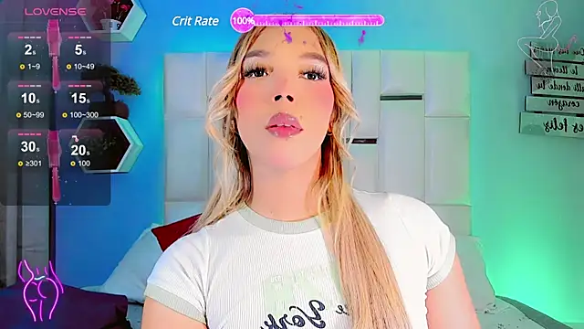 Snapshot of Aileen_18 chatting on January 24, 2025, 10:19 pm Aileen 18 online show from January 24, 2025, 10:19 pm