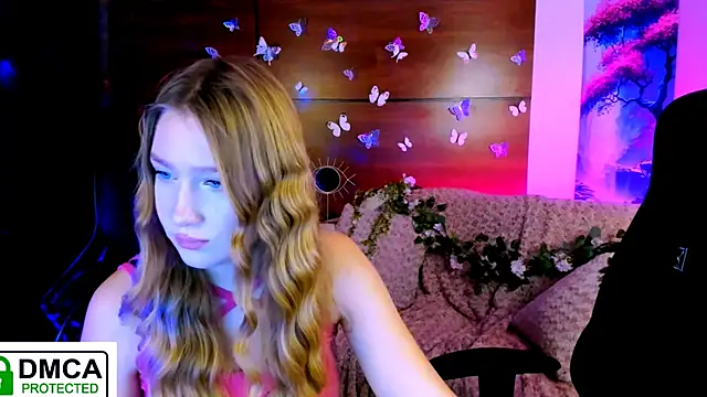 playful sophie online show from December 26, 2024, 2:37 pm