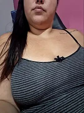 Paolaa hoot online show from March 13, 2025, 6:48 am