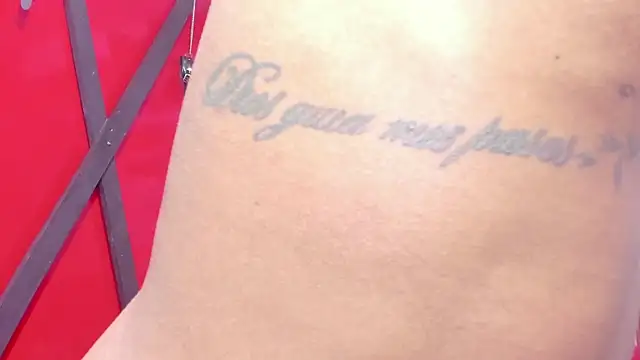 amber diior online show from February 12, 2025, 11:51 pm