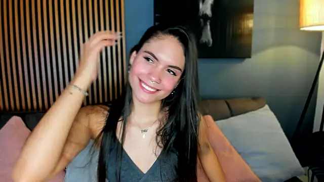 Gaby Ferrer online show from October 11, 2025, 2:37 pm