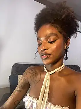 Zizi-campbel online show from March 13, 2025, 11:19 am