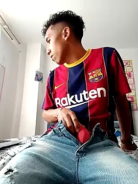 Snapshot of Alex-col chatting on December 29, 2024, 7:22 pm Alex-col online show from December 29, 2024, 7:22 pm