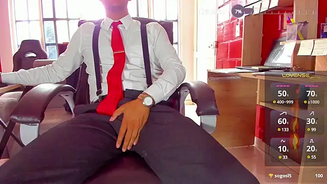 Hideintheoffice online show from December 30, 2024, 3:13 pm