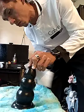 Snapshot of chayanne_odisea chatting on December 1, 2025, 6:13 pm chayanne odisea online show from December 1, 2025, 6:13 pm