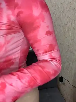 Snapshot of Sweet_white_chocolate chatting on February 20, 2025, 6:28 am Sweet white chocolate online show from February 20, 2025, 6:28 am