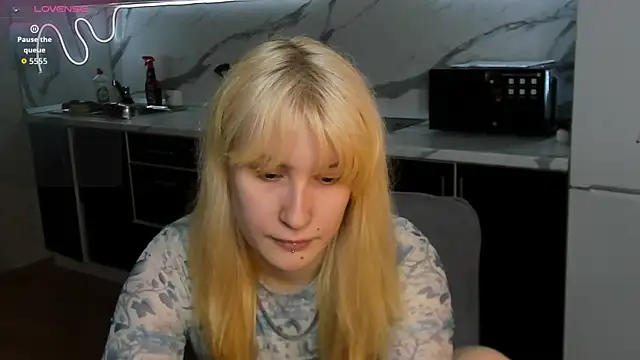 Sweet white chocolate online show from April 13, 2026, 7:36 am