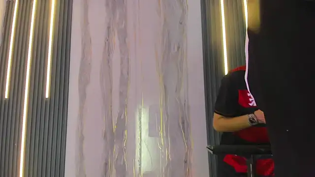 Angel xxx online show from April 6, 2026, 4:32 am