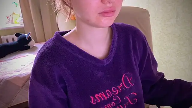 Snapshot of IlonaMurf chatting on March 20, 2025, 7:58 am IlonaMurf online show from March 20, 2025, 7:58 am