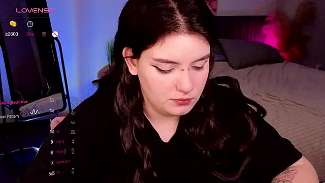 YumiYammy online show from March 1, 2025, 3:53 am