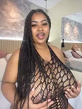 AinaraJimenez online show from December 17, 2025, 6:47 pm