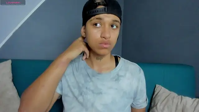 Snapshot of Dominick_jones chatting on March 10, 2025, 6:45 pm Dominick jones online show from March 10, 2025, 6:45 pm