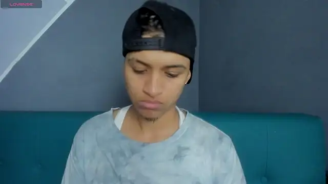 Snapshot of Dominick_jones chatting on March 11, 2025, 12:54 am Dominick jones online show from March 11, 2025, 12:54 am