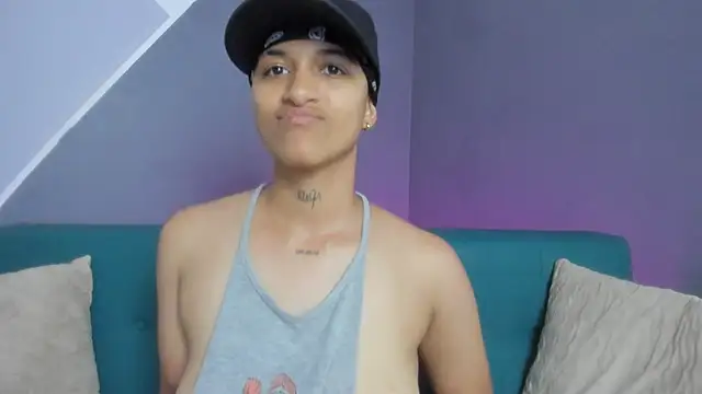 Snapshot of Dominick_jones chatting on March 21, 2025, 9:56 pm Dominick jones online show from March 21, 2025, 9:56 pm