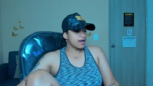 Snapshot of Dominick_jones chatting on November 3, 2025, 5:14 pm Dominick jones online show from November 3, 2025, 5:14 pm