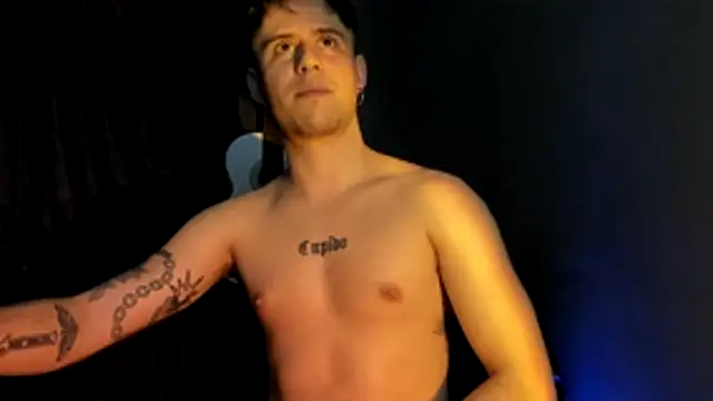 Snapshot of Antonello_Vannucci chatting on November 3, 2025, 11:37 pm Antonello Vannucci online show from November 3, 2025, 11:37 pm