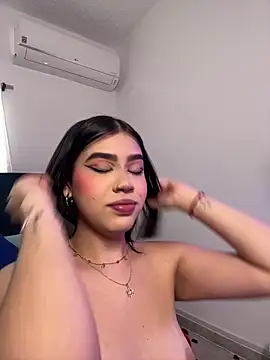 Lily Woodz online show from February 14, 2026, 7:10 pm