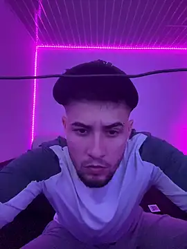 Snapshot of miia-liiam chatting on January 16, 2025, 2:30 am miia-liiam online show from January 16, 2025, 2:30 am