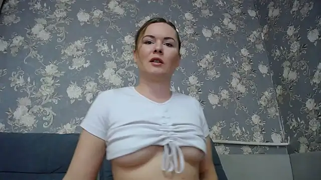  Miss Vanilla  online show from March 11, 2025, 7:15 am