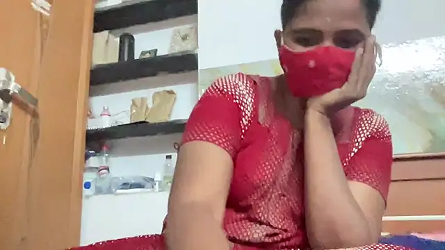 Tamil Sanjana  online show from February 5, 2026, 2:22 pm