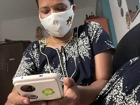 Tamil Sanjana  online show from April 9, 2026, 3:17 am