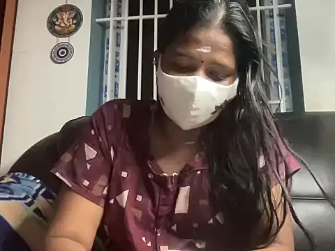 Tamil Sanjana  online show from May 23, 2026, 4:44 pm
