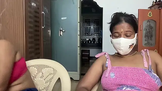 Snapshot of Tamil_Sanjana_ chatting on June 27, 2026, 5:40 pm Tamil Sanjana online show from June 27, 2026, 5:40 pm