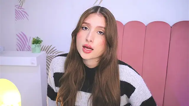 Daisha Riley online show from February 20, 2025, 12:25 pm