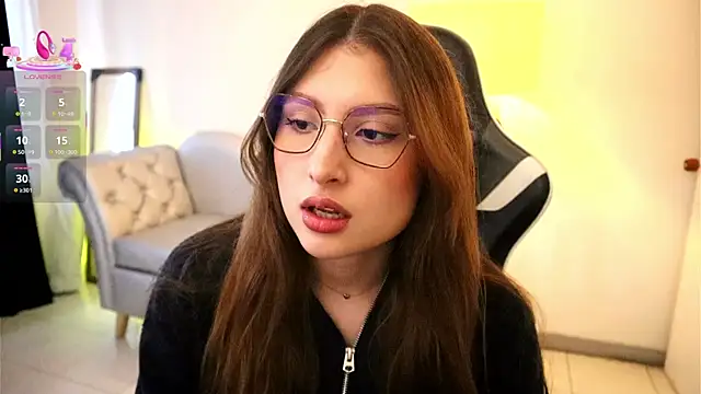 Daisha Riley online show from September 8, 2025, 8:08 pm