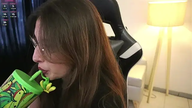 Daisha Riley online show from October 30, 2025, 4:41 pm