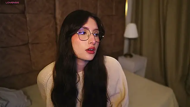 Daisha Riley online show from March 11, 2026, 3:45 am