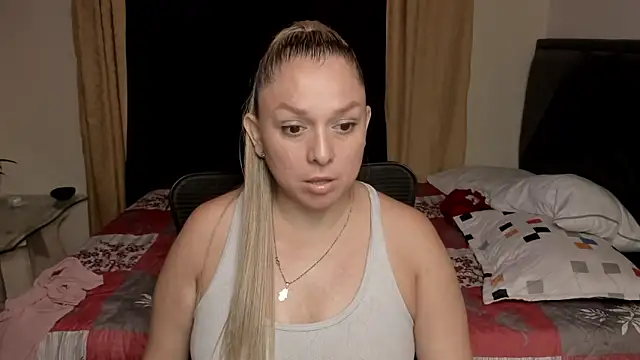 natalia5560 online show from February 11, 2026, 12:54 pm