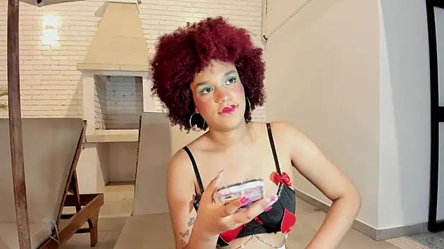 loladupont online show from October 2, 2025, 3:02 am